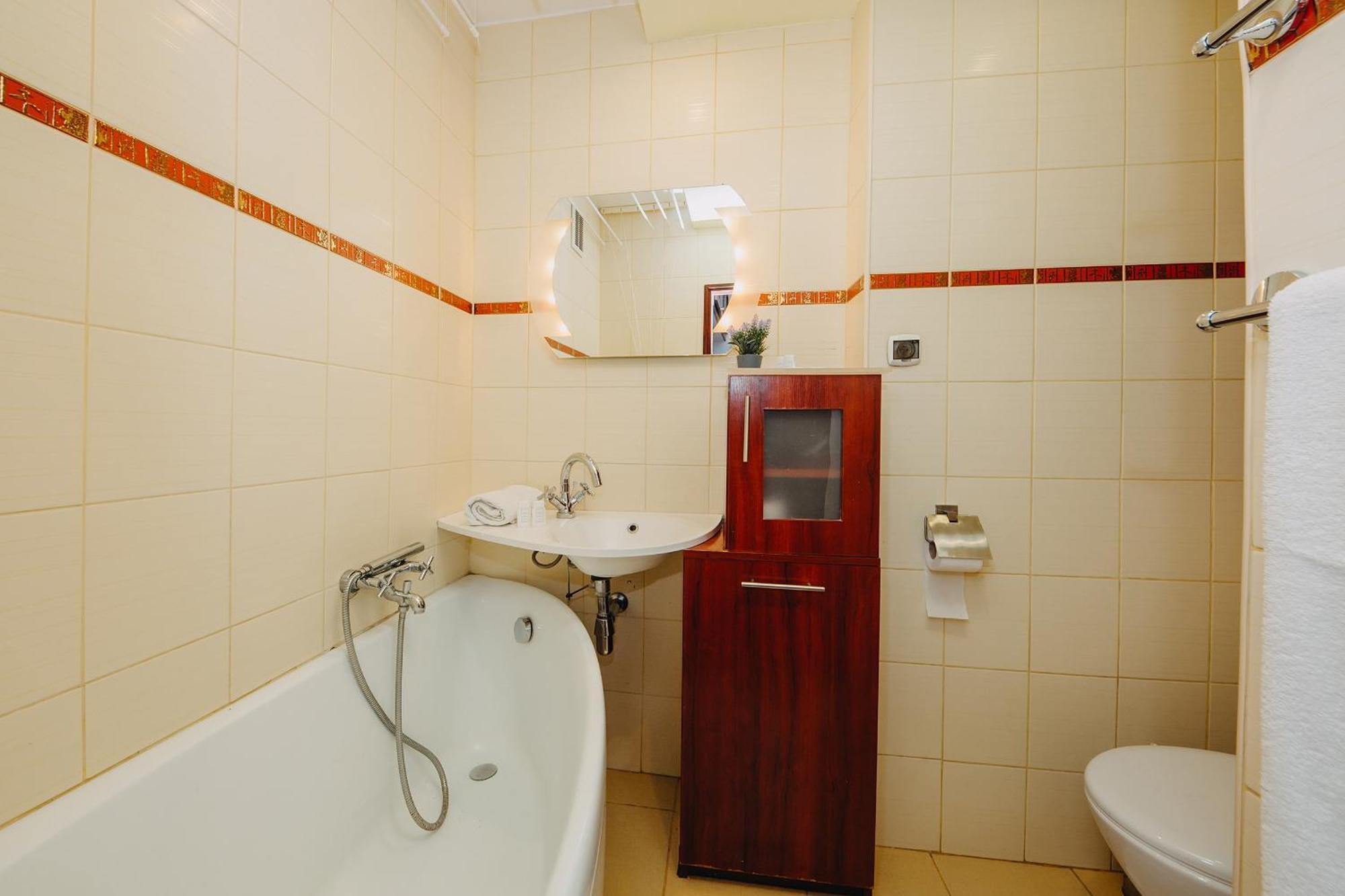Апартаменты Quiet Flat In The Old Town Варшава Экстерьер фото
